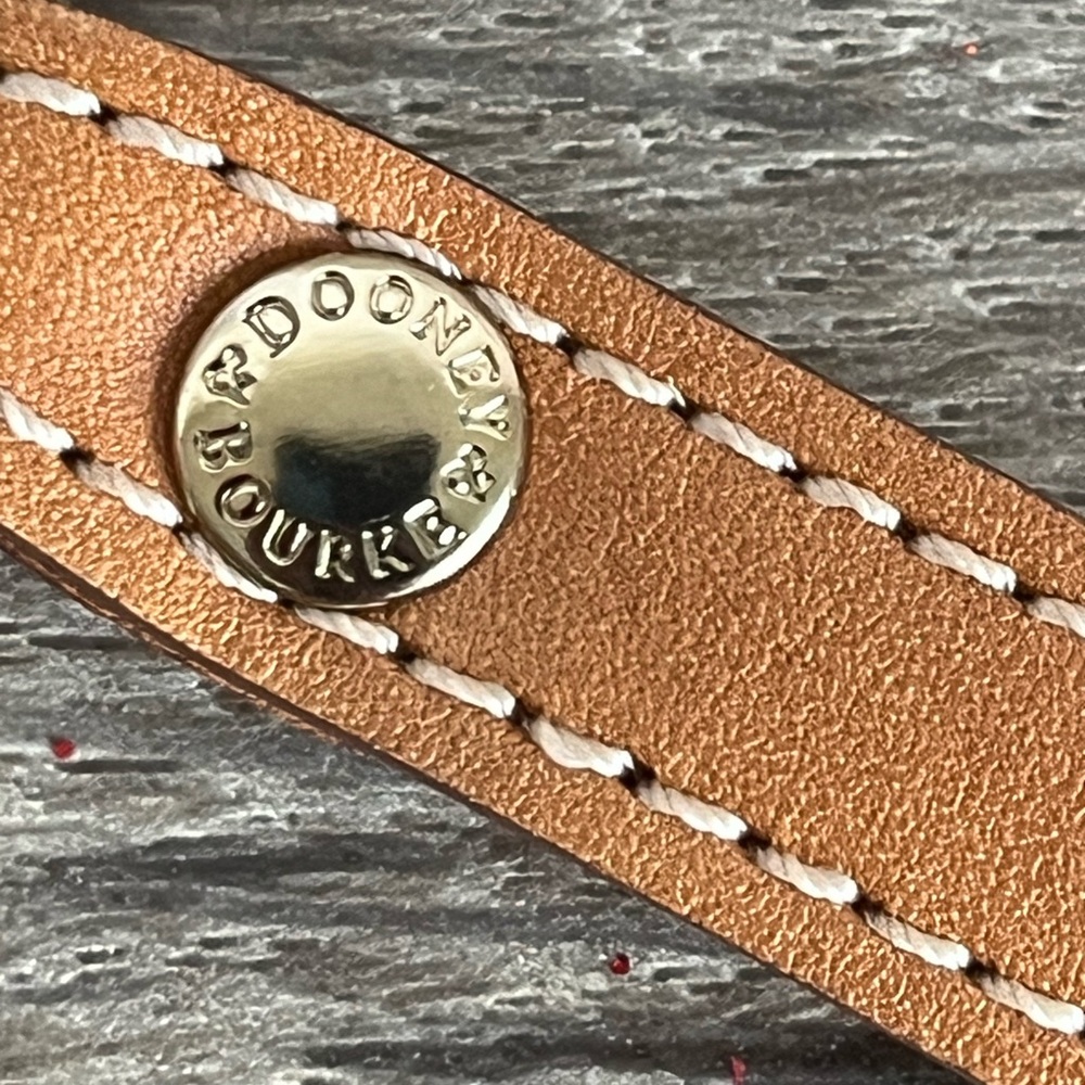 Dooney & Bourke Beige and Tan Wristlet - Picture 4 of 12